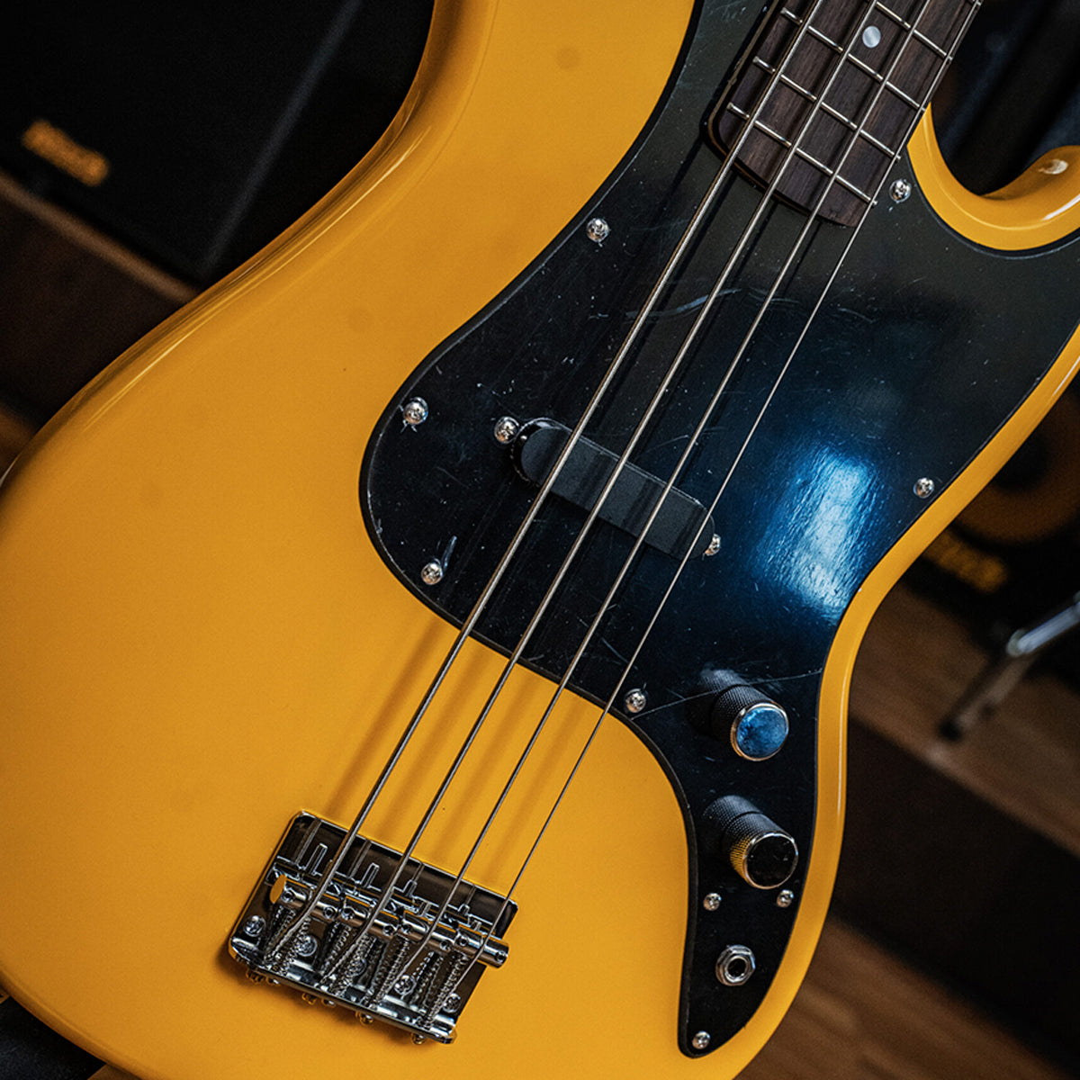 MB BASS YELLOW LITTLE BASS M/BAG