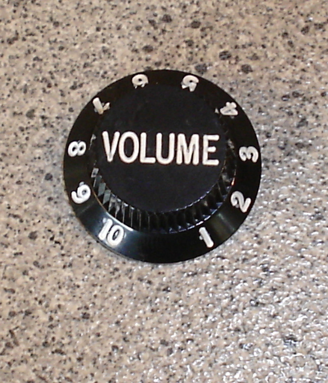 Maxtone KB-2 Black Volumknott